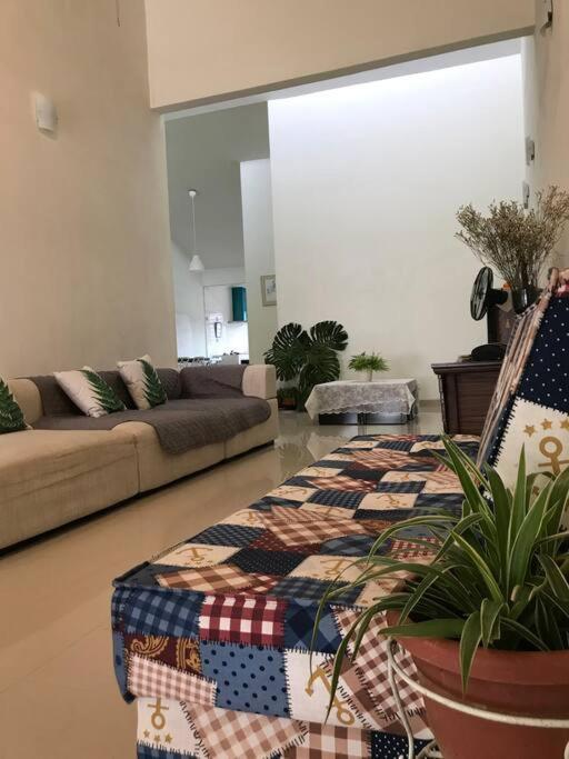 Terrace House Near Stulang Laut Ciq Midvalley Ksl For 7Pax Johor Bahru Exterior photo
